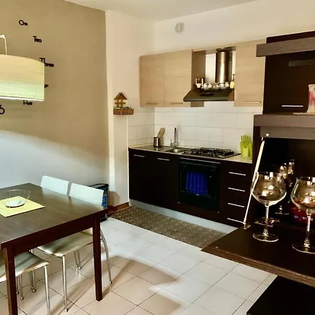 Apartament House 418 *